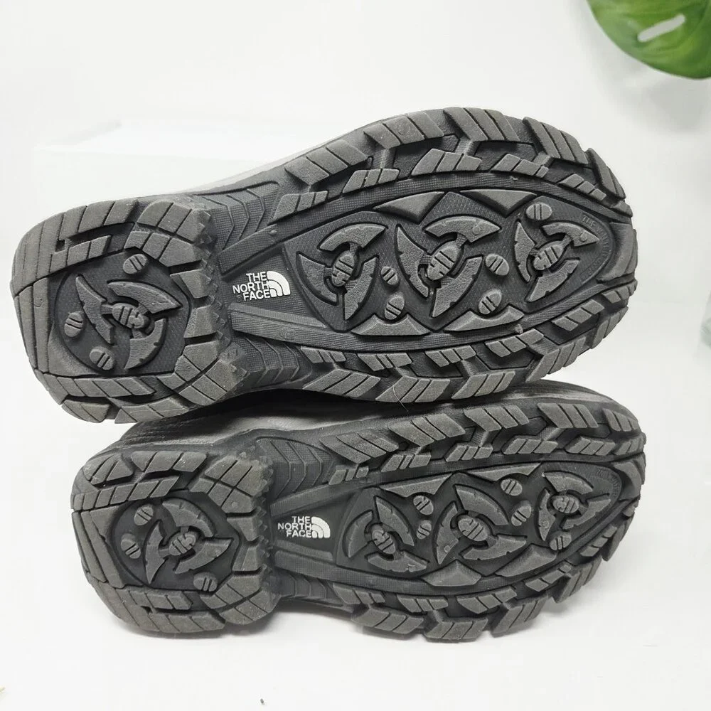 The North Face Kids 3 Youth Grey Chilkat Lace II Boots Winter Snow Waterproof